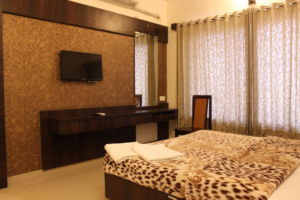 Hotel Sai Ramanand Shirdi Εξωτερικό φωτογραφία