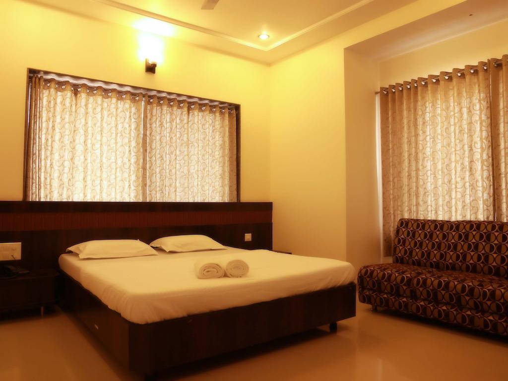 Hotel Sai Ramanand Shirdi Εξωτερικό φωτογραφία