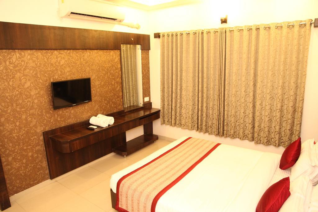 Hotel Sai Ramanand Shirdi Εξωτερικό φωτογραφία