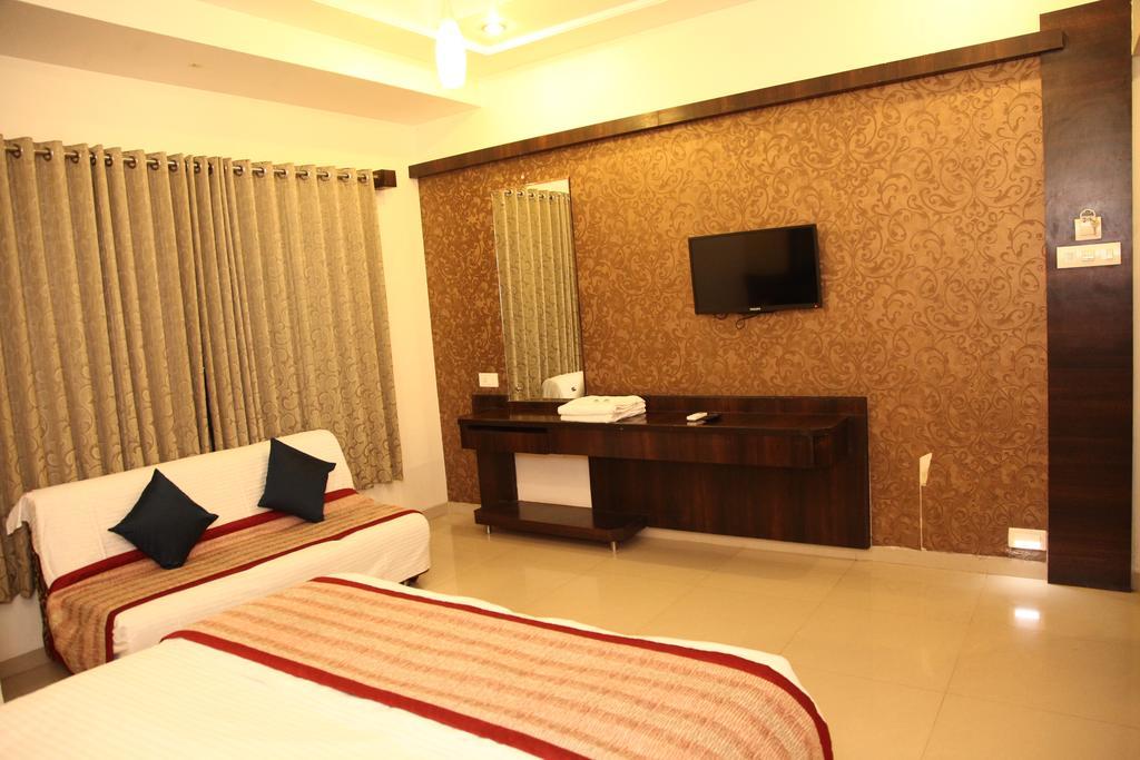 Hotel Sai Ramanand Shirdi Εξωτερικό φωτογραφία